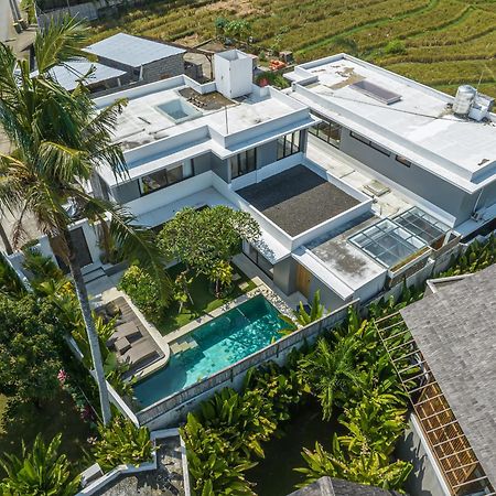 Villa Arunika - Stylish Tropical 2Br Villa Close To Nyanyi Beach! Selemadeg Esterno foto