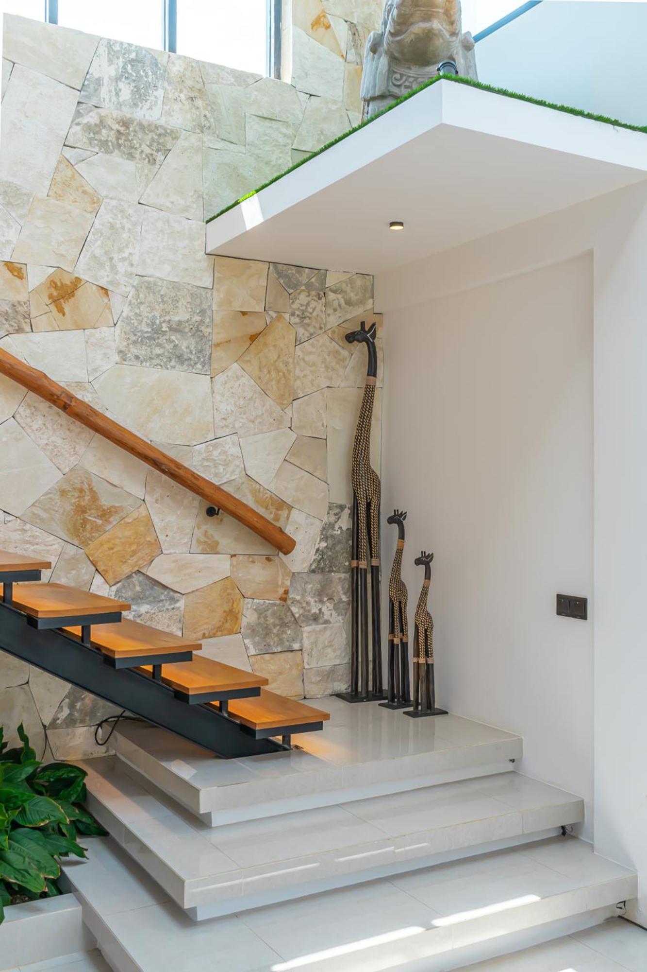 Villa Arunika - Stylish Tropical 2Br Villa Close To Nyanyi Beach! Selemadeg Esterno foto
